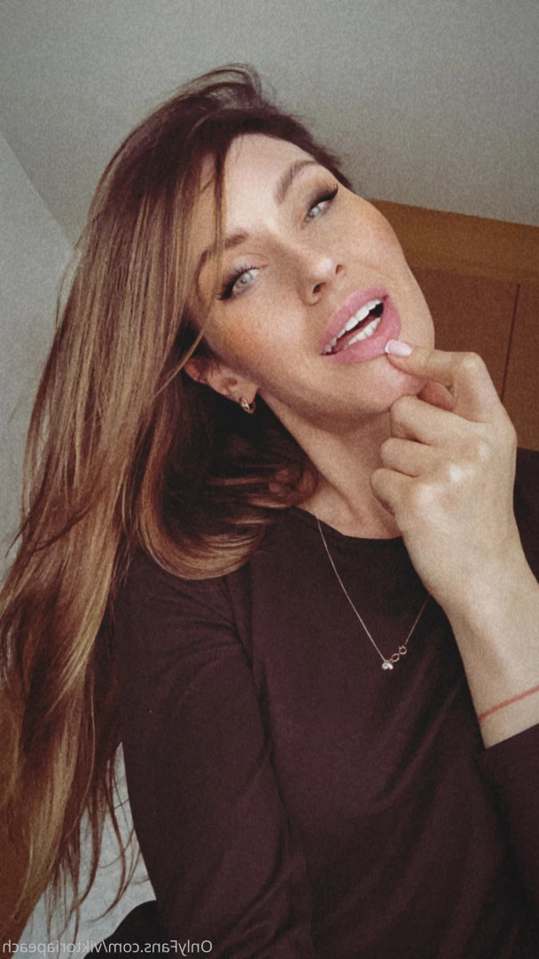 💚𝗬𝗢𝗨𝗥 𝗦𝗟𝗨𝗧𝗧𝗬 𝗚𝗜𝗥𝗟 𝗡𝗘𝗫𝗧 𝗗𝗢𝗢𝗥💚 [ viktoriapeach ] Onlyfans leaked photo 10305785 on Hotleaks.tv