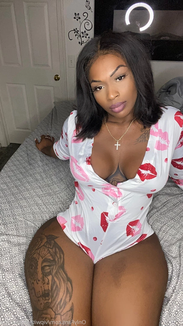 BINAs.PVSSY.GOOD💗 [ binababyfree ] Onlyfans leaked photo 5829575 on Hotleaks.tv