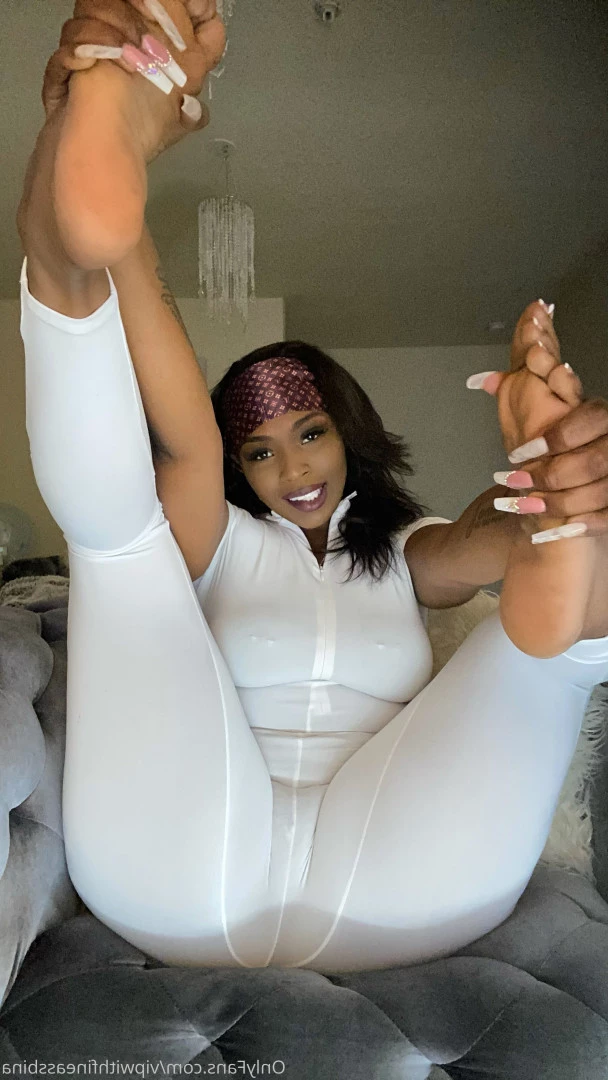BINAs.PVSSY.GOOD💗 [ binababyfree ] Onlyfans leaked photo 5829974 on Hotleaks.tv