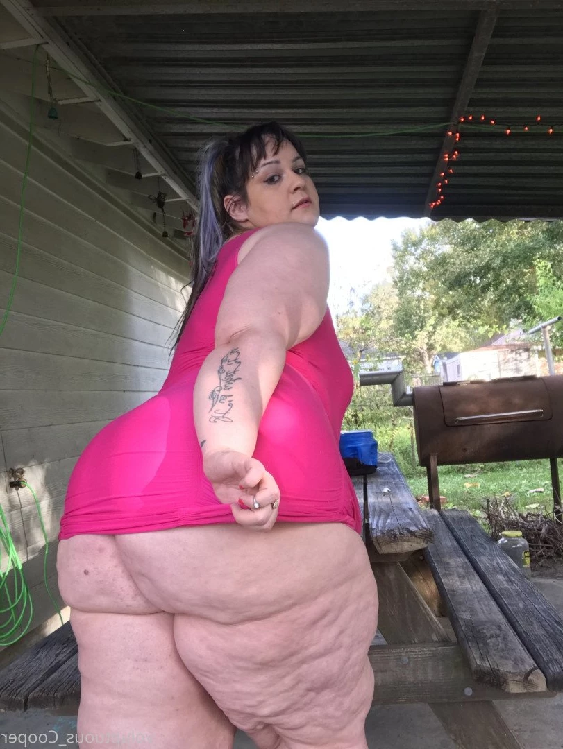 V Cooper [ voluptuous_cooper ] Onlyfans leaked photo 2582274 on Hotleaks.tv