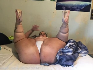 2583957