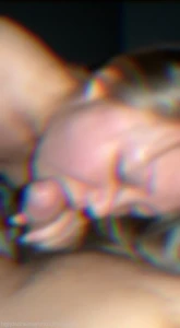 2597913