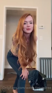 4945093