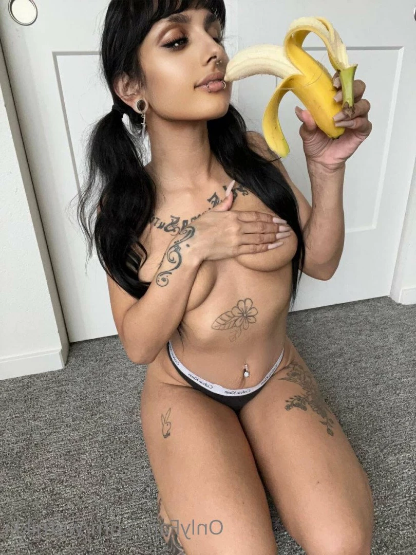 🥵 ℂ𝕠𝕤𝕡𝕝𝕒𝕪 𝕟𝕦𝕥 𝕤𝕝𝕦𝕥 💦 [ wetnikki ] Onlyfans leaked photo 2585436 on Hotleaks.tv