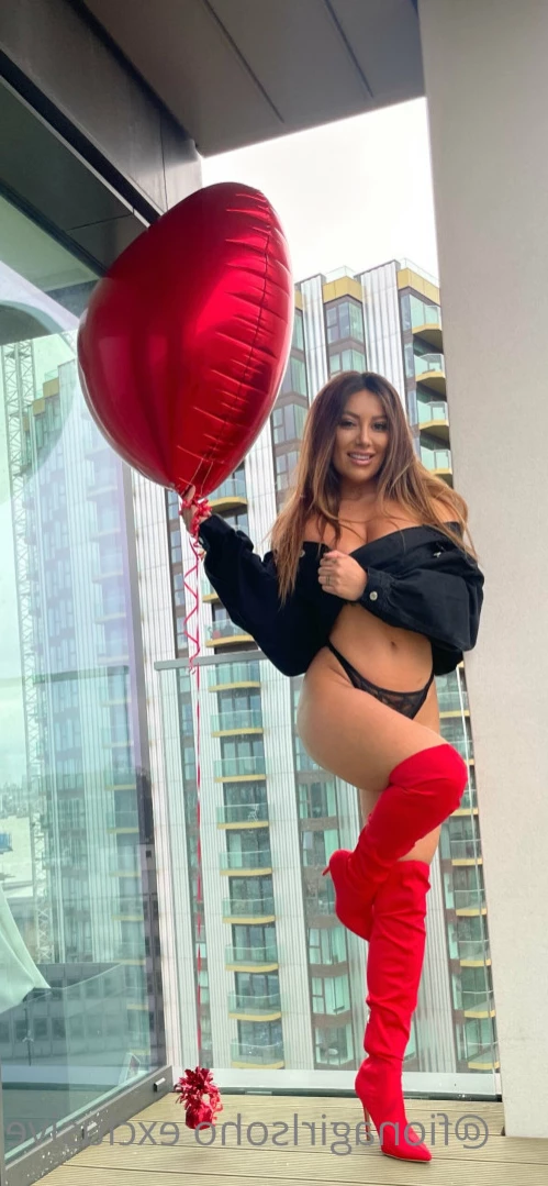 fionagirlsoho Onlyfans leaked photo 14680781 on Hotleaks.tv