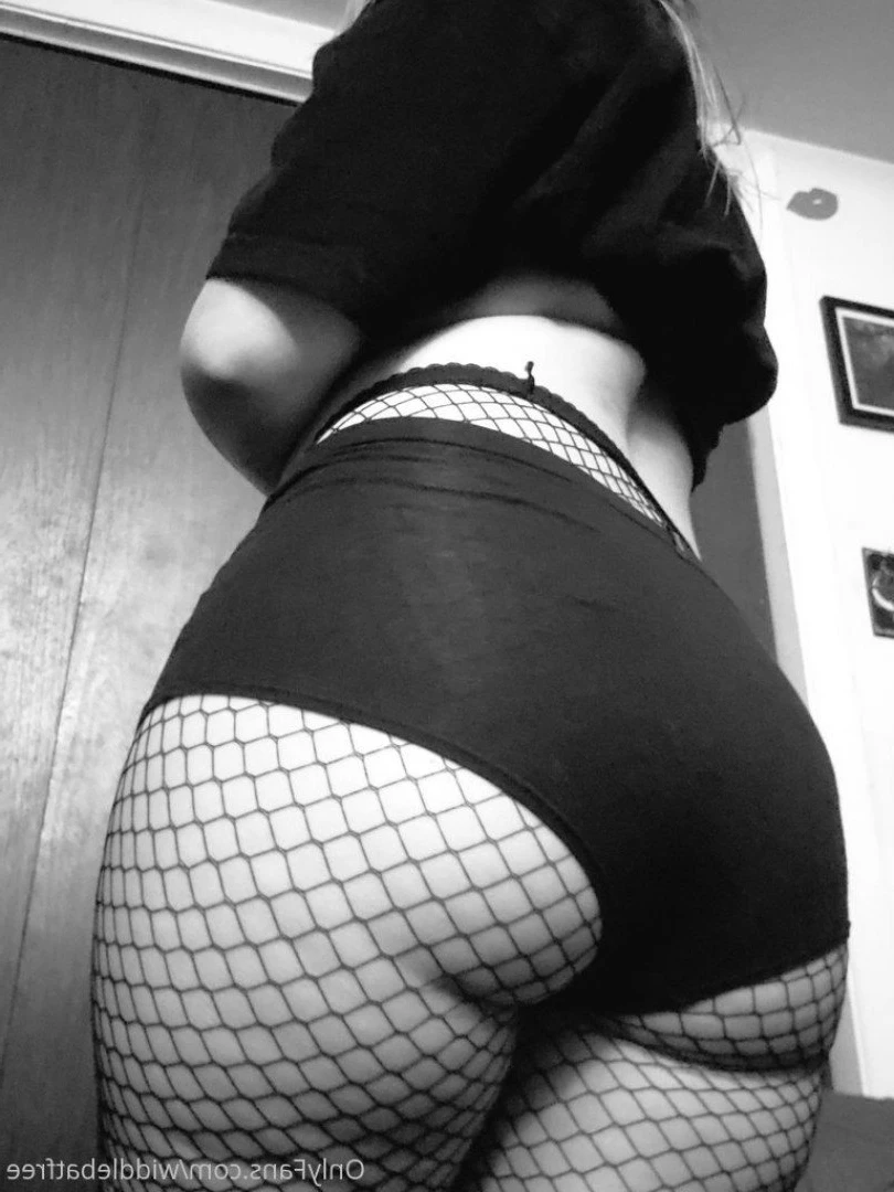 𖤐 bad witch 𖤐 [ widdlebatfree ] Onlyfans leaked photo 2580460 on Hotleaks.tv