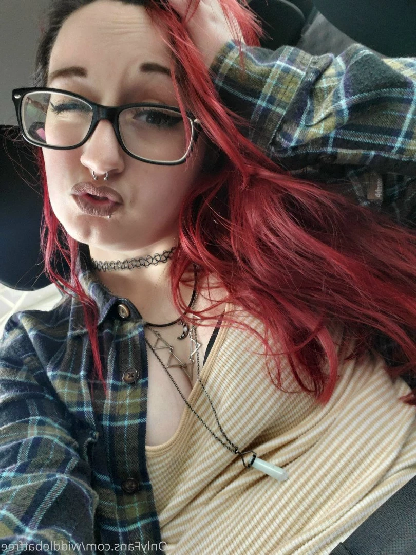 𖤐 bad witch 𖤐 [ widdlebatfree ] Onlyfans leaked photo 2580575 on Hotleaks.tv