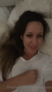 👸🏻Maddie🔝0.09%👸🏻 [ wifeymadison ] Onlyfans leaked video 4945658 on Hotleaks.tv