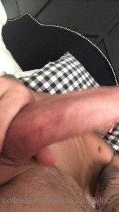 4630472
