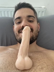 2579881
