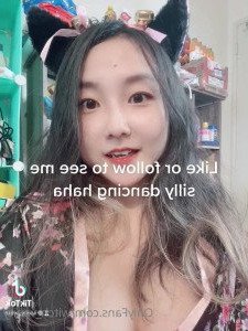4631657