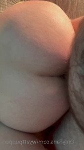 4637785