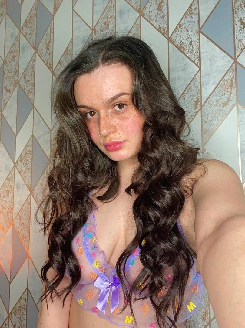 New content 😏 [ xalexraex ] Onlyfans leaked photo 10287417 on Hotleaks.tv