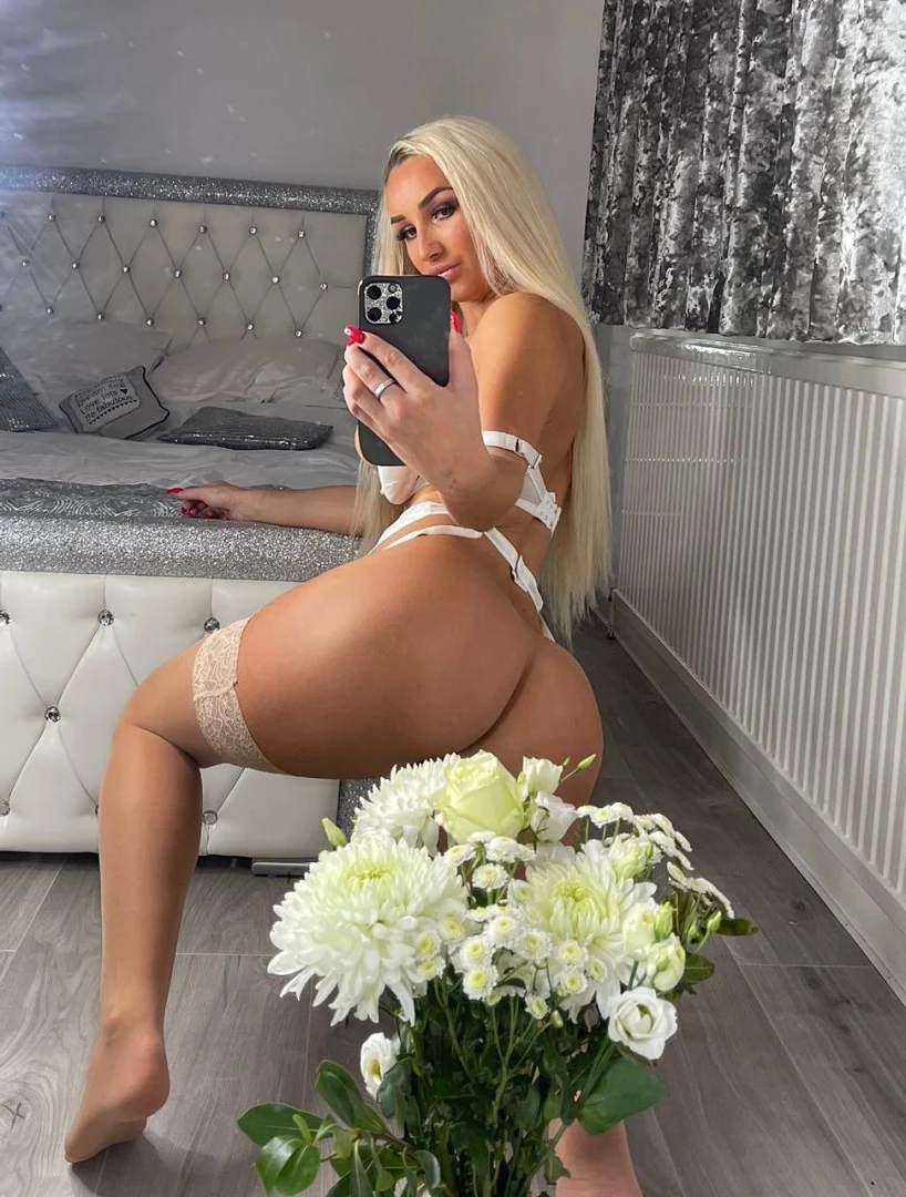 New content 😏 [ xalexraex ] Onlyfans leaked photo 10290361 on Hotleaks.tv