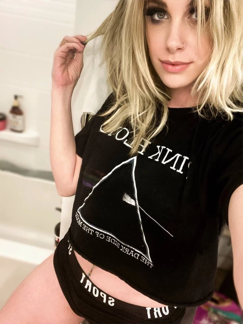 New content 😏 [ xalexraex ] Onlyfans leaked photo 10295116 on Hotleaks.tv