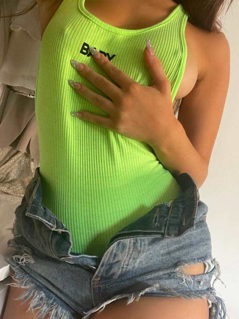 New content 😏 [ xalexraex ] Onlyfans leaked photo 10315172 on Hotleaks.tv