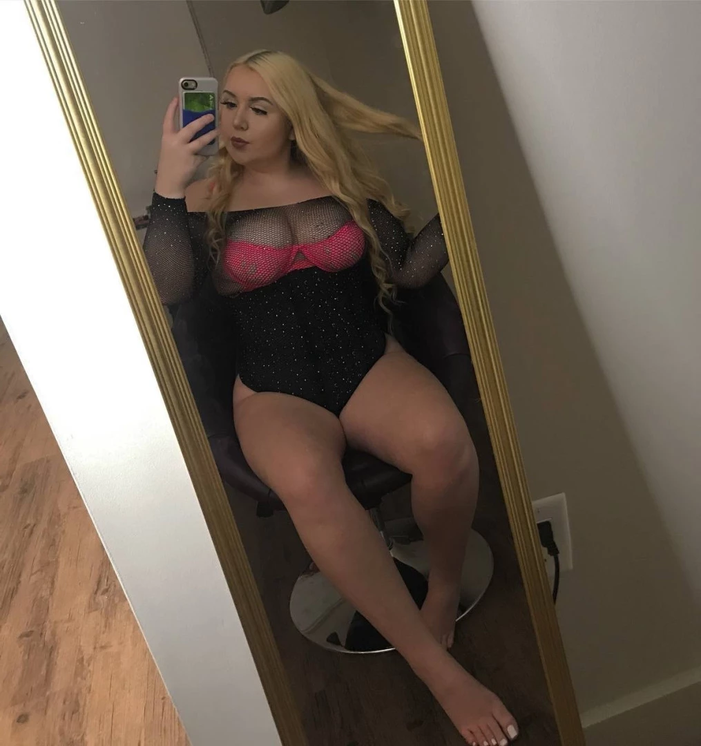 New content 😏 [ xalexraex ] Onlyfans leaked photo 10318816 on Hotleaks.tv