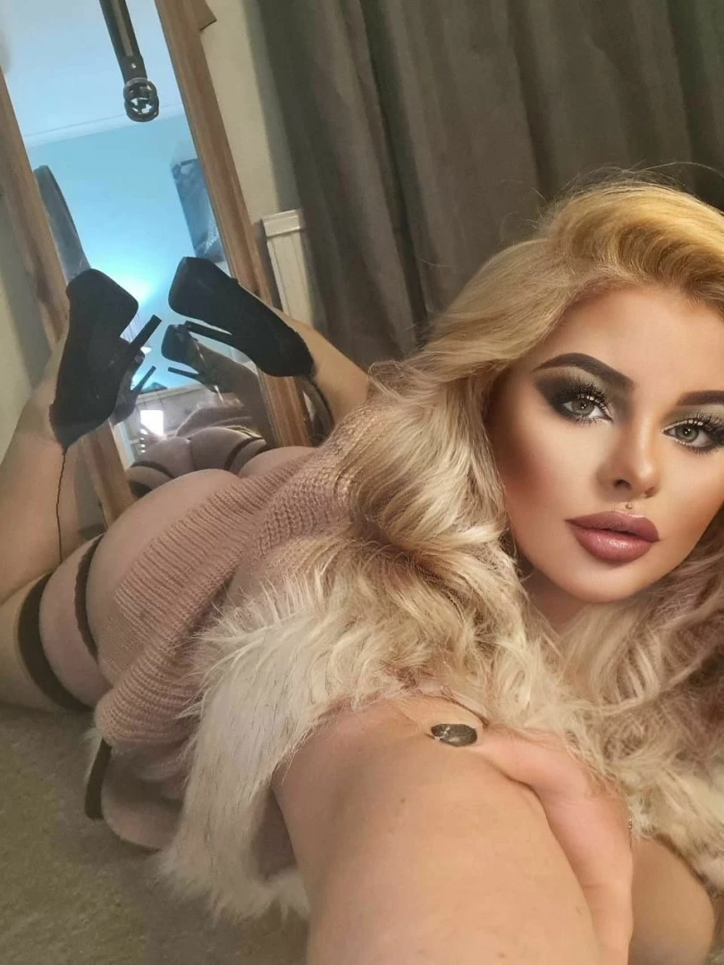 New content 😏 [ xalexraex ] Onlyfans leaked photo 10322845 on Hotleaks.tv