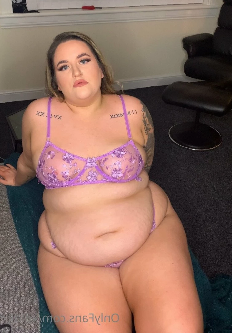 Becca 🍃 [ beccablair ] Onlyfans leaked photo 2574668 on Hotleaks.tv