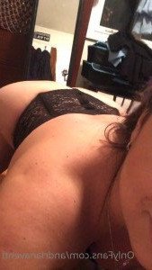 4639330