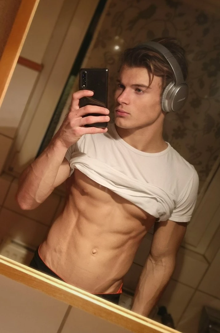 Leo [ xleox ] Onlyfans leaked photo 2584009 on Hotleaks.tv