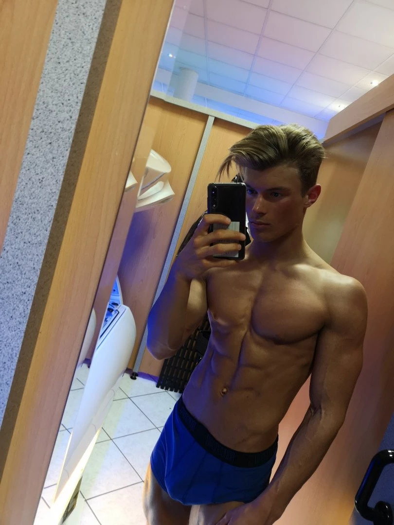 Leo [ xleox ] Onlyfans leaked photo 2584050 on Hotleaks.tv