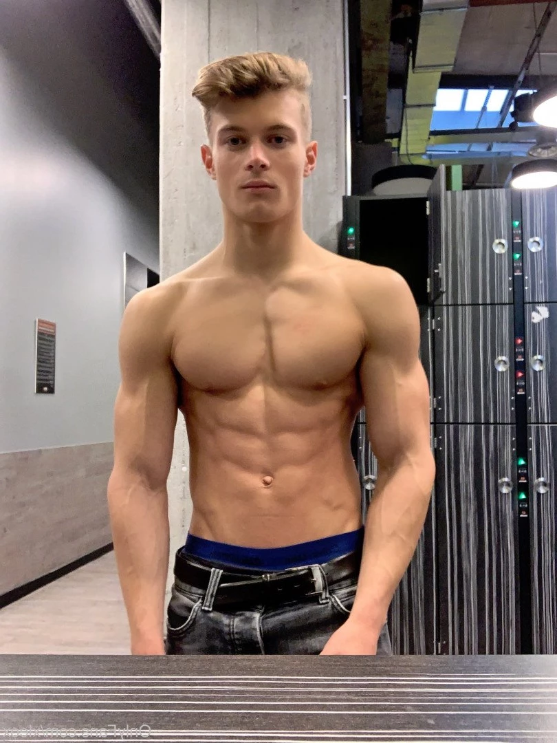 Leo [ xleox ] Onlyfans leaked photo 2584198 on Hotleaks.tv