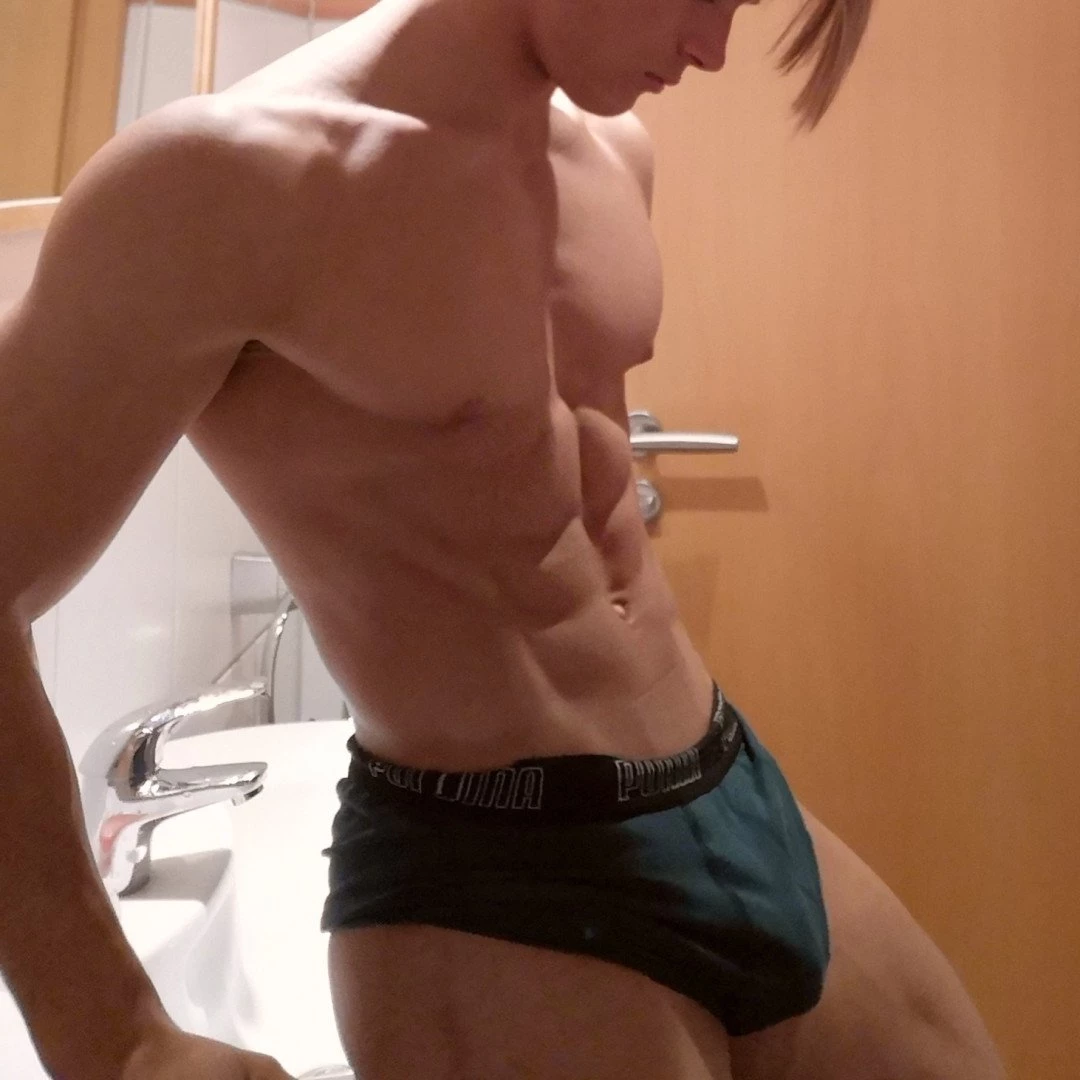 Leo [ xleox ] Onlyfans leaked photo 2585004 on Hotleaks.tv