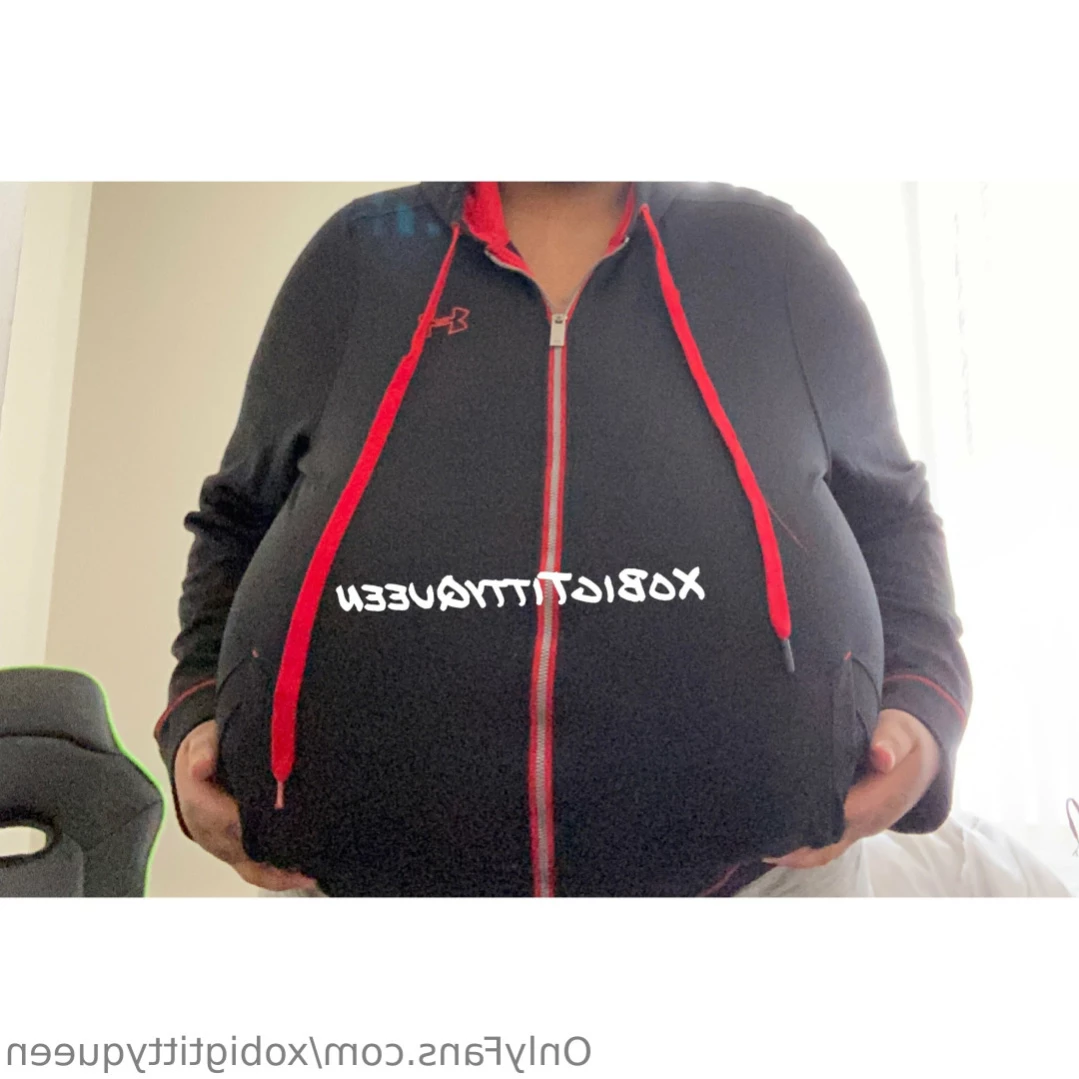xobigtittyqueen Onlyfans leaked photo 13615590 on Hotleaks.tv