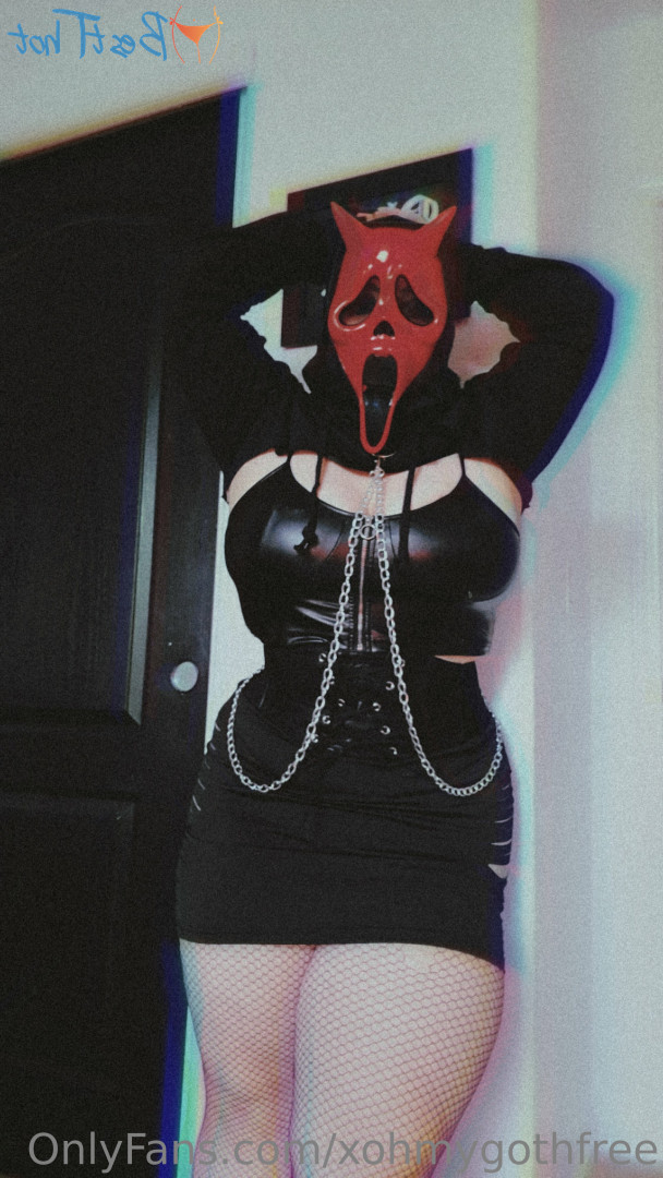 Follow for FREE! [ xohmygothfree ] Onlyfans leaked photo 16722924 on Hotleaks.tv