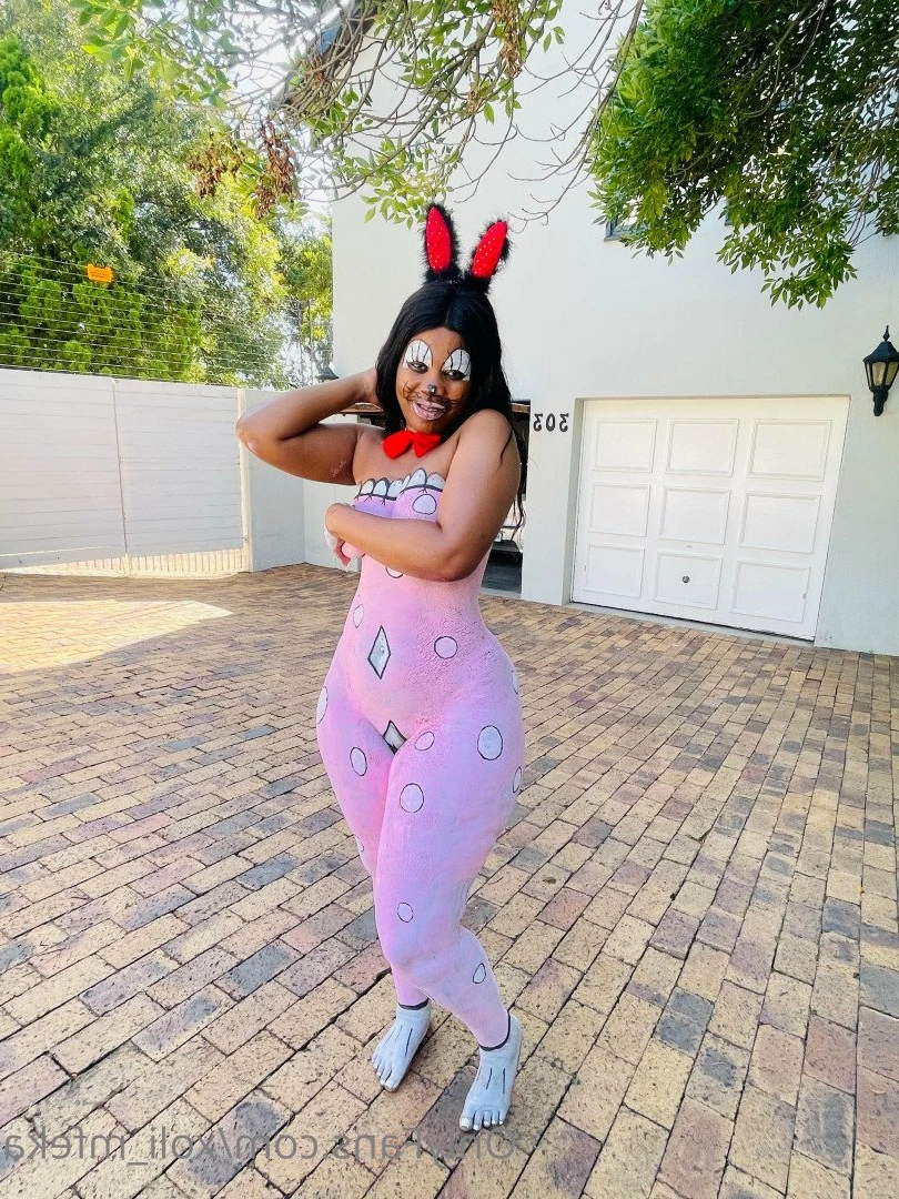 Xoli M [ xoli_mfeka ] Onlyfans leaked photo 2580706 on Hotleaks.tv