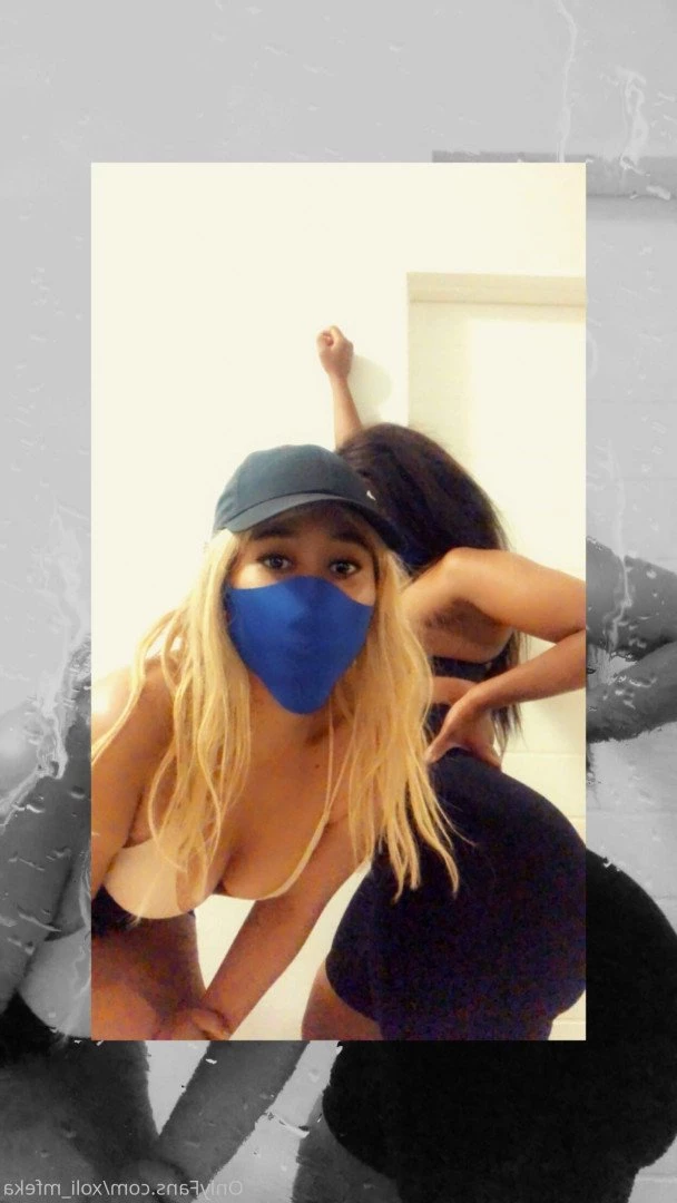 Xoli M [ xoli_mfeka ] Onlyfans leaked photo 2580753 on Hotleaks.tv