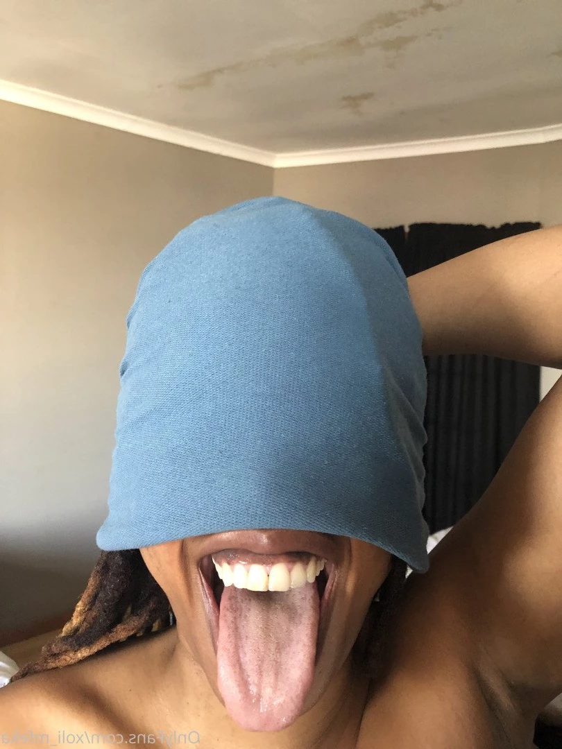 Xoli M [ xoli_mfeka ] Onlyfans leaked photo 2581219 on Hotleaks.tv