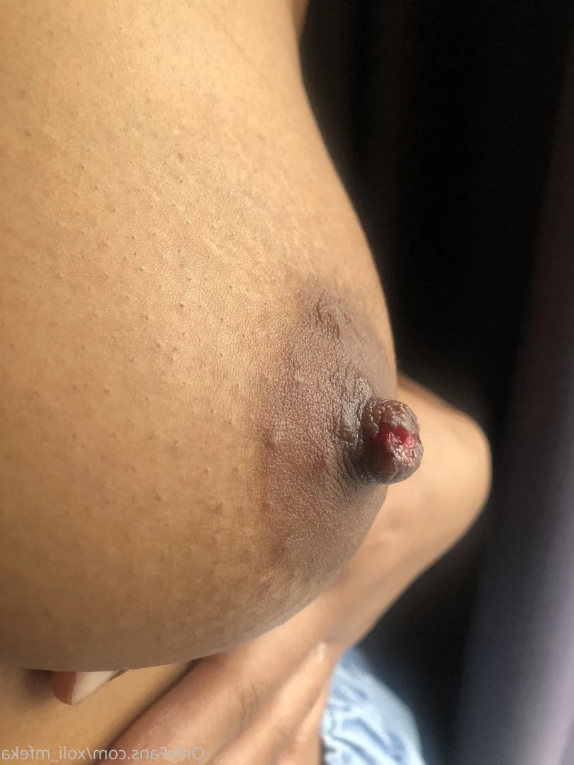 Xoli M [ xoli_mfeka ] Onlyfans leaked photo 2581602 on Hotleaks.tv
