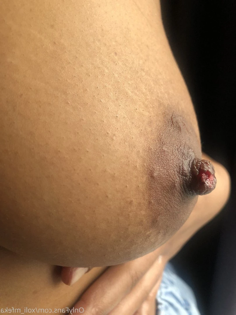 Xoli M [ xoli_mfeka ] Onlyfans leaked photo 2582105 on Hotleaks.tv