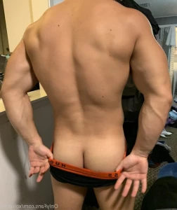 2579908