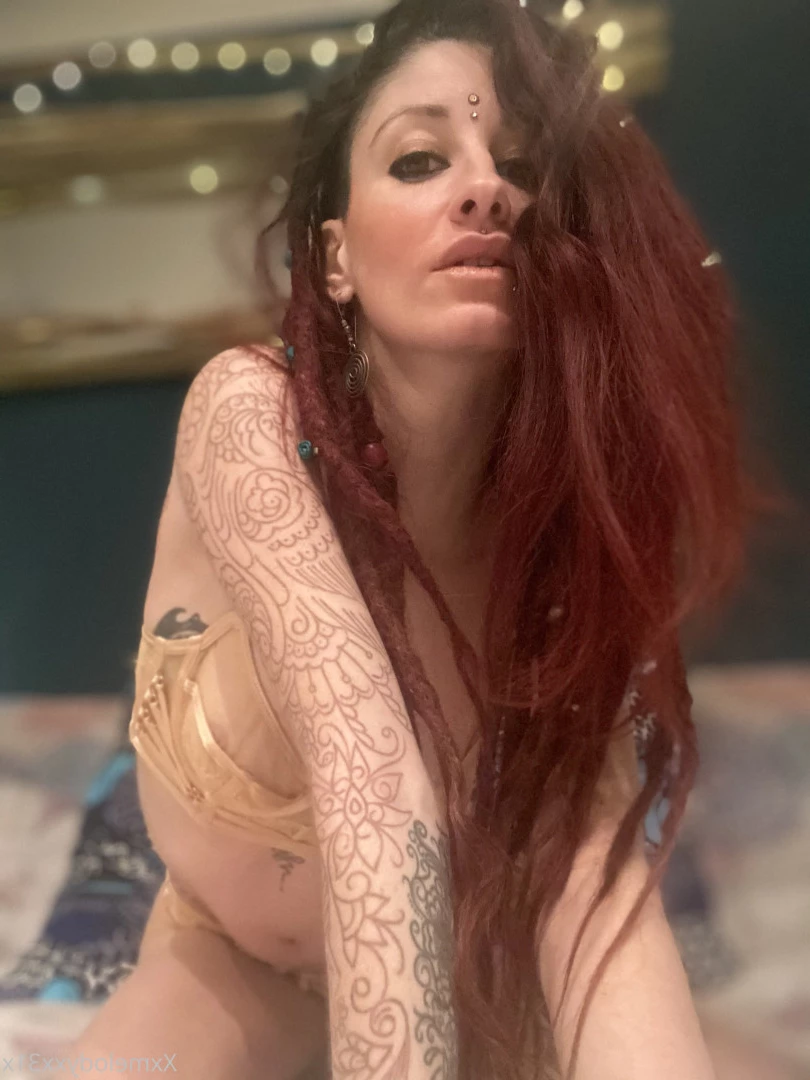 Melody 🖊 erotic stories and audios [ xxmelodyfxx31xx ] Onlyfans leaked photo 5861275 on Hotleaks.tv