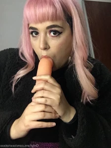 2575641