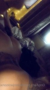 4649254