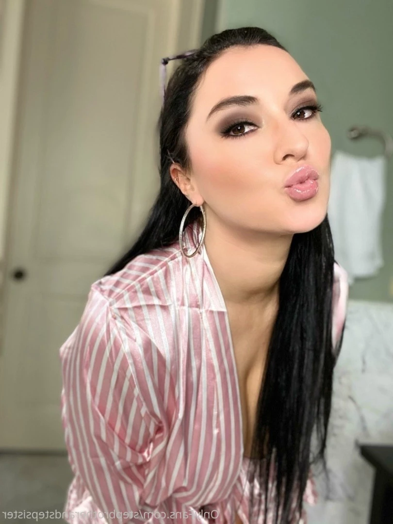 YOUR GIRL NEXT DOOR [ y0urgirlnextdoor ] Onlyfans leaked photo 9706386 on Hotleaks.tv