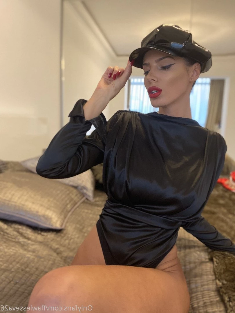 Silvia [ flawlesseva26 ] Onlyfans leaked photo 400168 on Hotleaks.tv