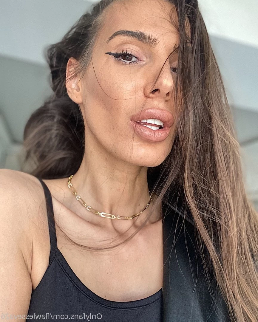 Silvia [ flawlesseva26 ] Onlyfans leaked photo 400352 on Hotleaks.tv