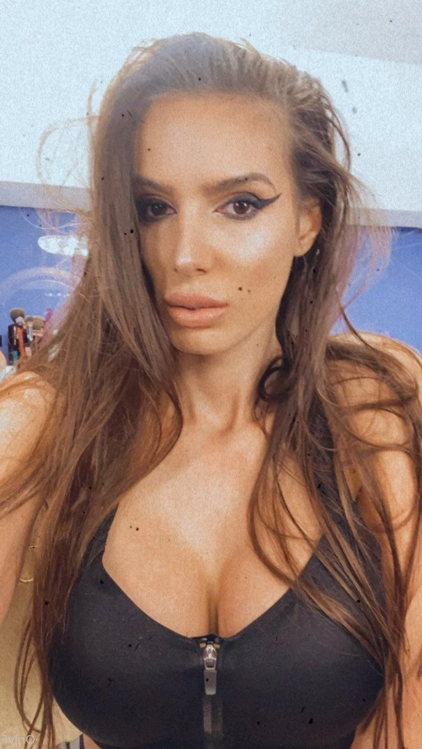 Silvia [ flawlesseva26 ] Onlyfans leaked photo 401581 on Hotleaks.tv