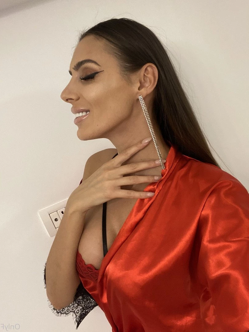 Silvia [ flawlesseva26 ] Onlyfans leaked photo 401831 on Hotleaks.tv