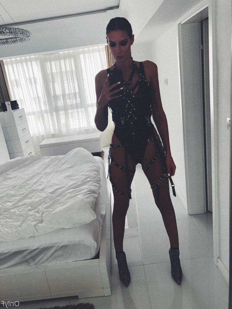 Silvia [ flawlesseva26 ] Onlyfans leaked photo 402660 on Hotleaks.tv
