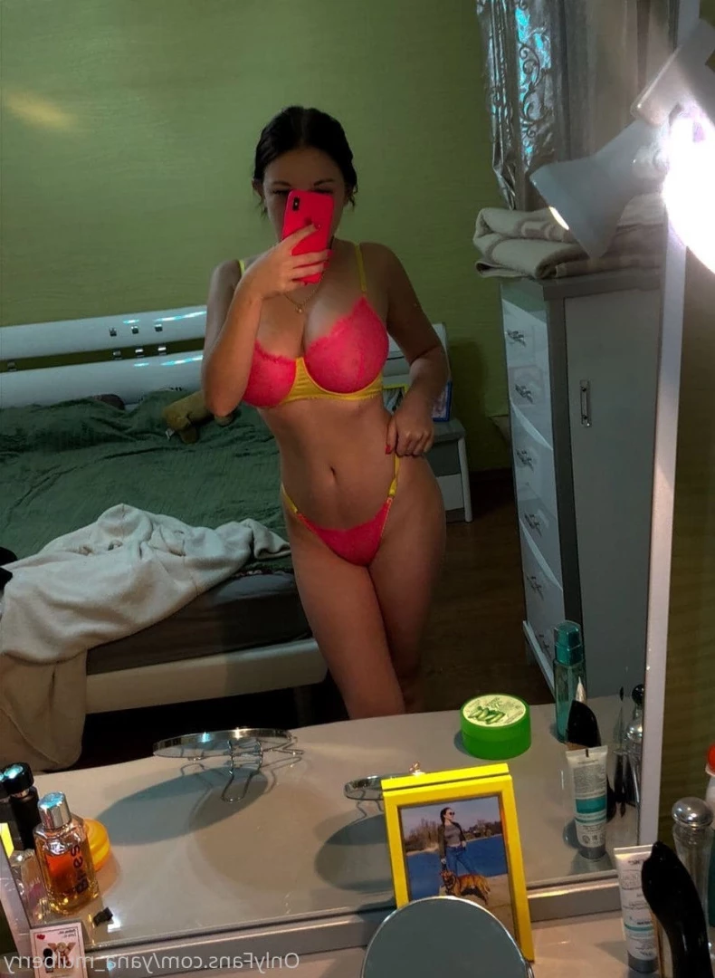 🍓Yana Mulberry♥️ [ yanamulberry ] Onlyfans leaked photo 5859940 on Hotleaks.tv