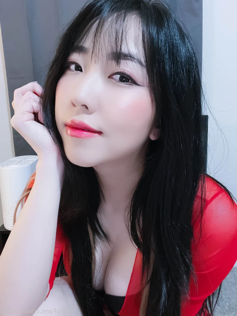 yoonie Onlyfans leaked photo 9298825 on Hotleaks.tv