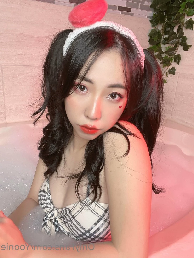 Yoonie [ yooniefree ] Onlyfans leaked photo 2581401 on Hotleaks.tv