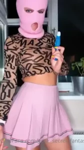 18276605