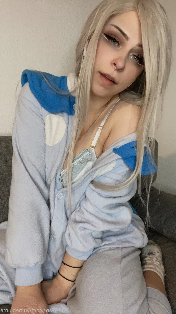 YumeBlume 🕊 [ yumeblume ] Onlyfans leaked photo 2574669 on Hotleaks.tv